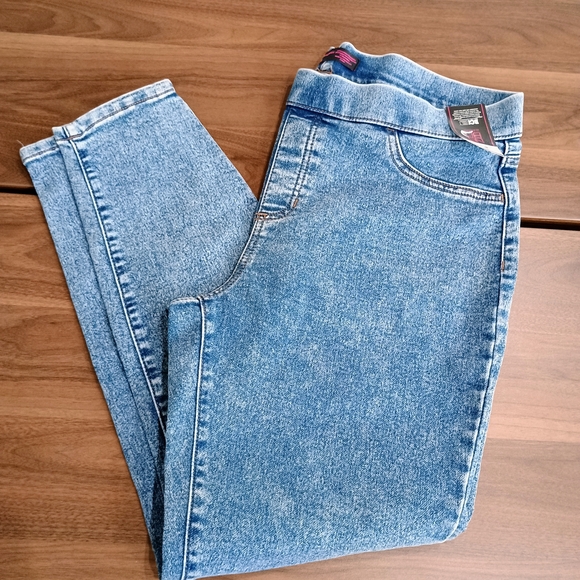 No Boundaries Light Blue Skinny Jeans - Picture 1 of 6